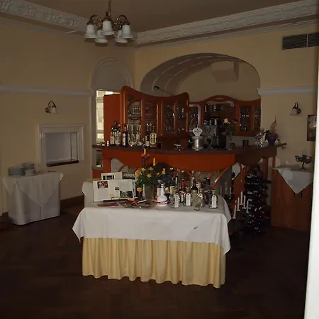 & Restaurant Bellevue Hotel
