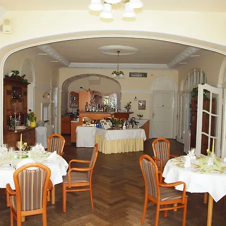 Hotel & Restaurant Bellevue 3*