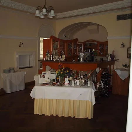 Отель & Restaurant Bellevue