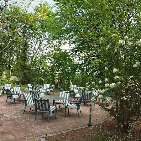 Отель & Restaurant Bellevue 3*