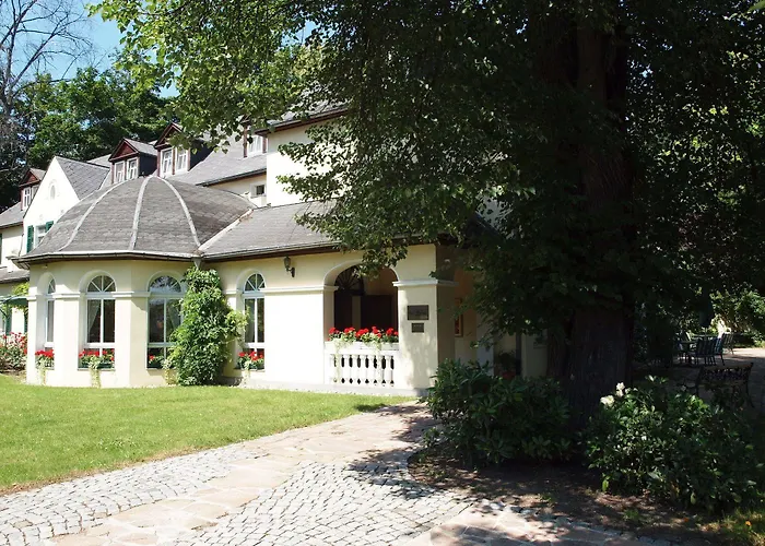 & Restaurant Bellevue Otel Schmölln